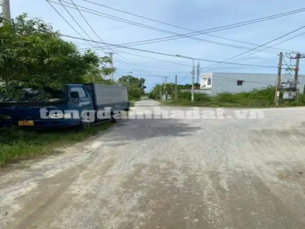 4 Cần bán lô đât chính chủ tại đường Võ Như Hưng