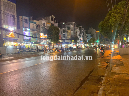 4 Cho thuê nhà tại 984 Cách Mạng Tháng 8, P.5, Q.Tân Bình, TPHCM 