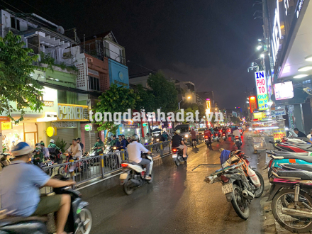 4 Cho thuê nhà tại 222 Cách Mạng Tháng 8, P.10, Q.3, TPHCM 