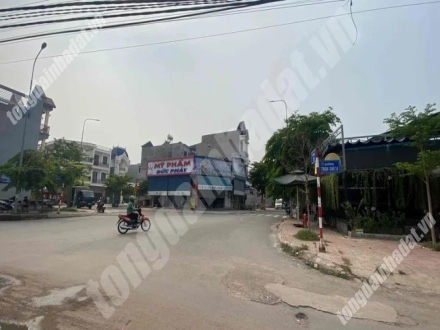 4 Chính chủ cần bán: Cặp góc 2 Mặt Tiền Tại Khu Dân Cư Thuận Giao