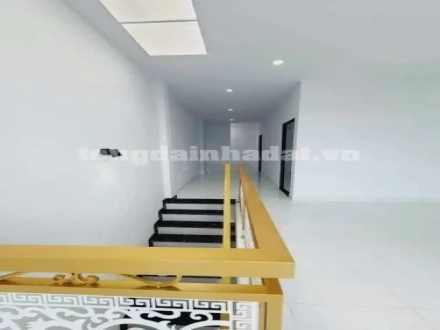 4 BAN NHÀ MT SỐ 123 Mạc Đỉnh Chi, Phường 2, Thành phố Bảo Lộc, Lâm Đồng