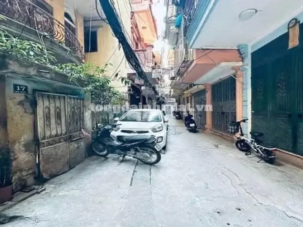 4 Bán Nhà Khung Bê Tông 3,5 Tầng Số 17 Ngách 56 Ngõ 221 Tôn Đức Thắng, Hàng Bột, Đống Đa, Hà Nội.